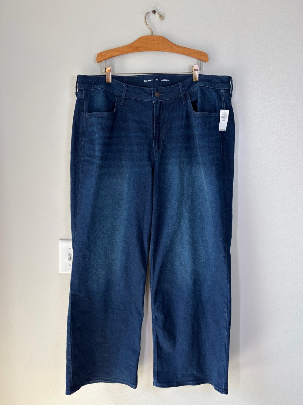 Old Navy Dark Wash High Rise Stretch Wow Wide Leg Jeans Size 18 SHORT